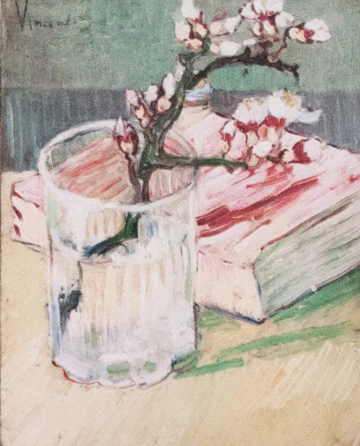 Reproduction du tableau « Branche d'amandier en fleurs dans un verre avec un livre - Vincent van Gogh » par Alpha Reproduction en peinture à l’huile